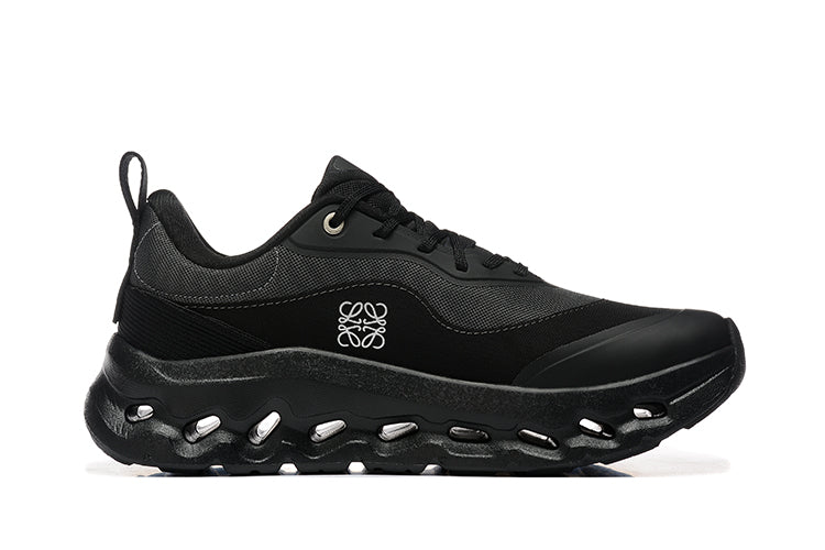 ON CLOUD x LOEWE