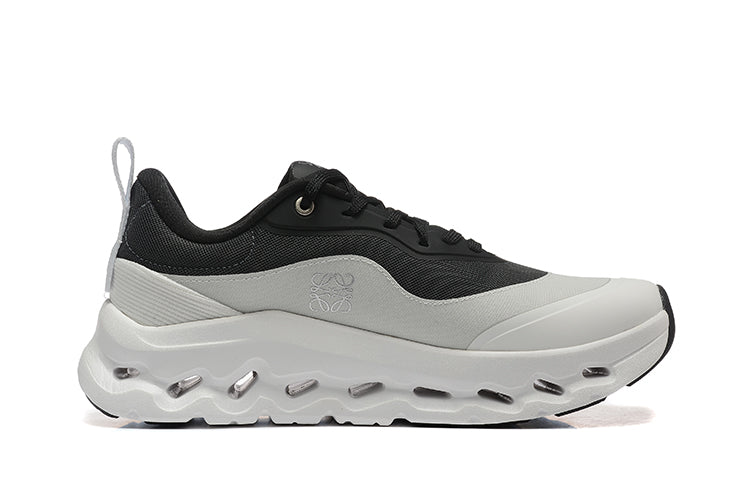 ON CLOUD x LOEWE