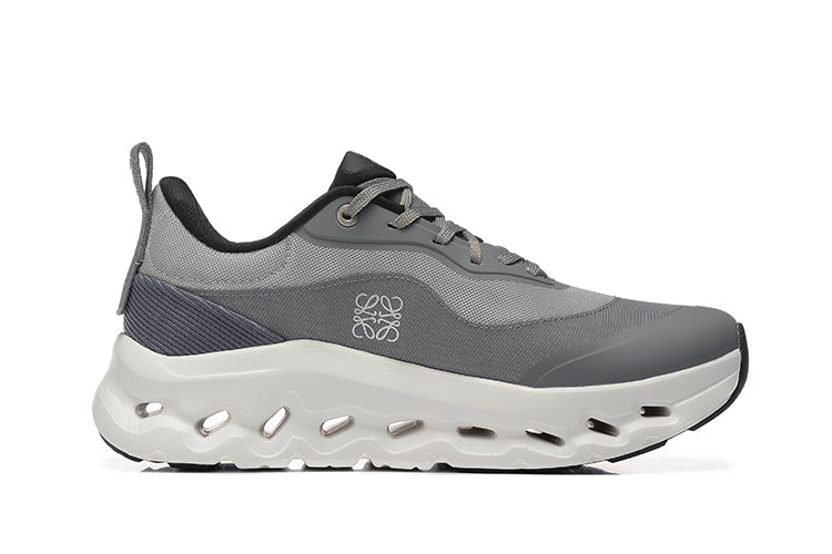 ON CLOUD x LOEWE