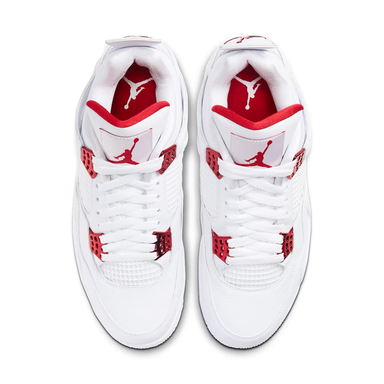 Air Jordan 4
Red Metallic