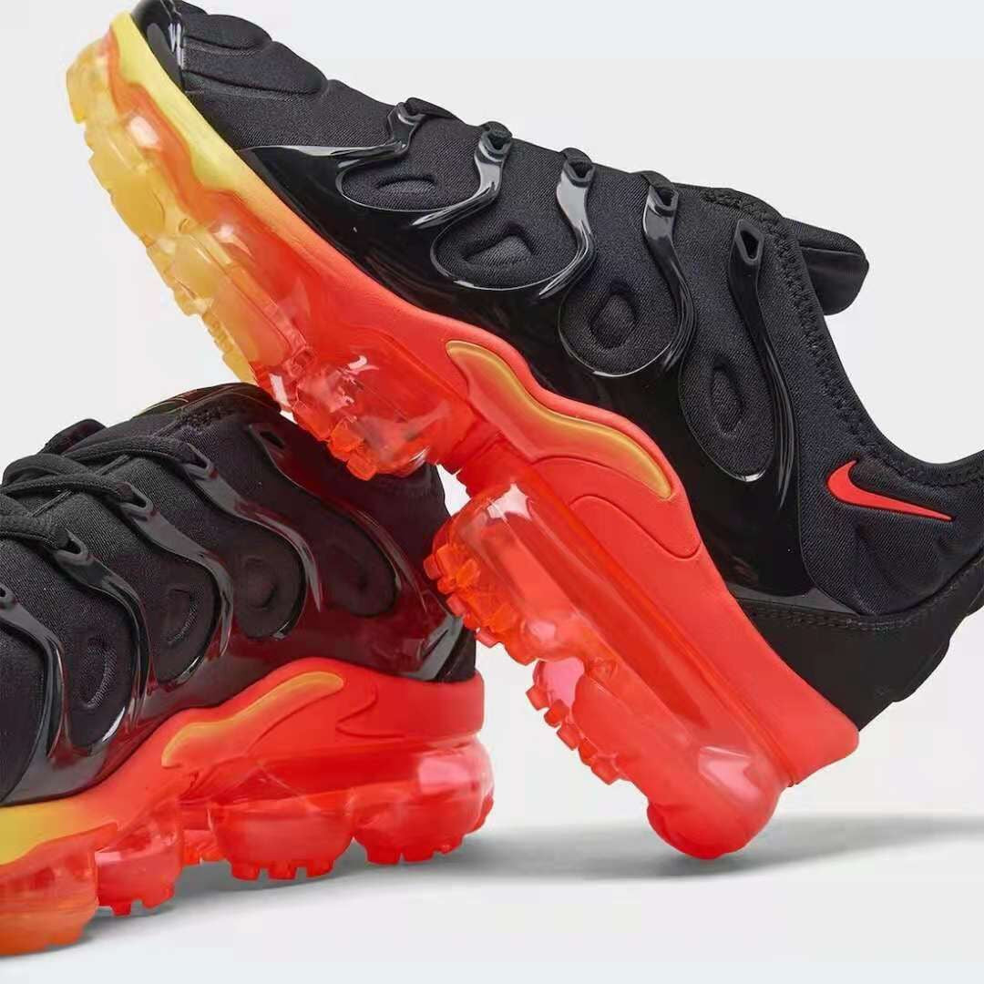 Nike Air Vapormax Plus VM