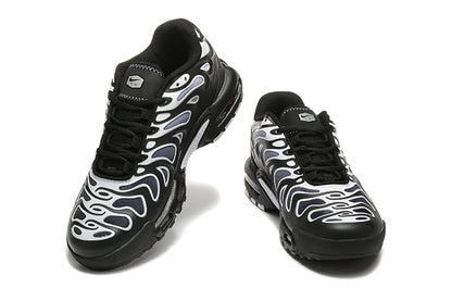 Nike Air Max Plus Drift
